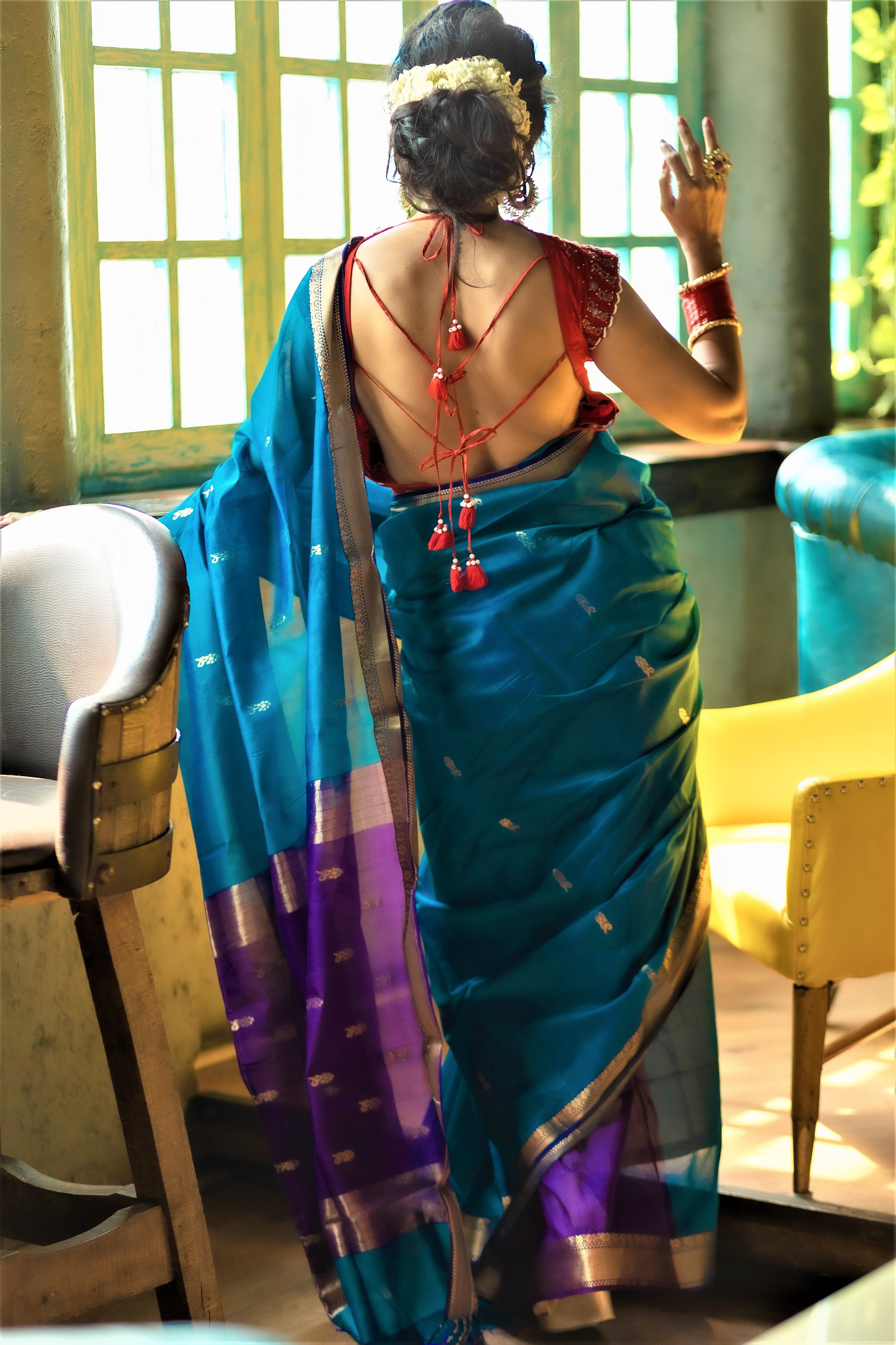 blue maheshwari saree with gold bordr and motifs