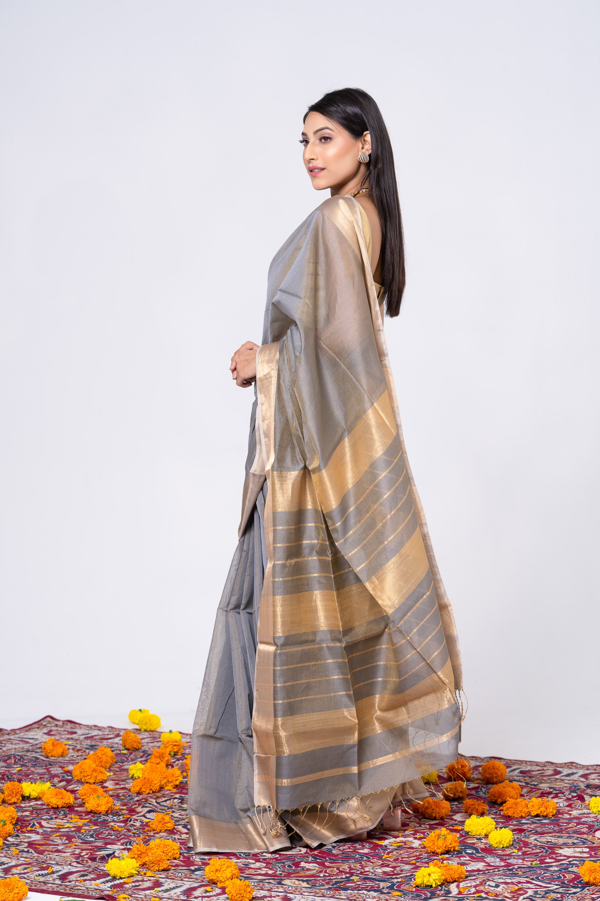 Grey Glorious Tanvi Maheshwari Saree