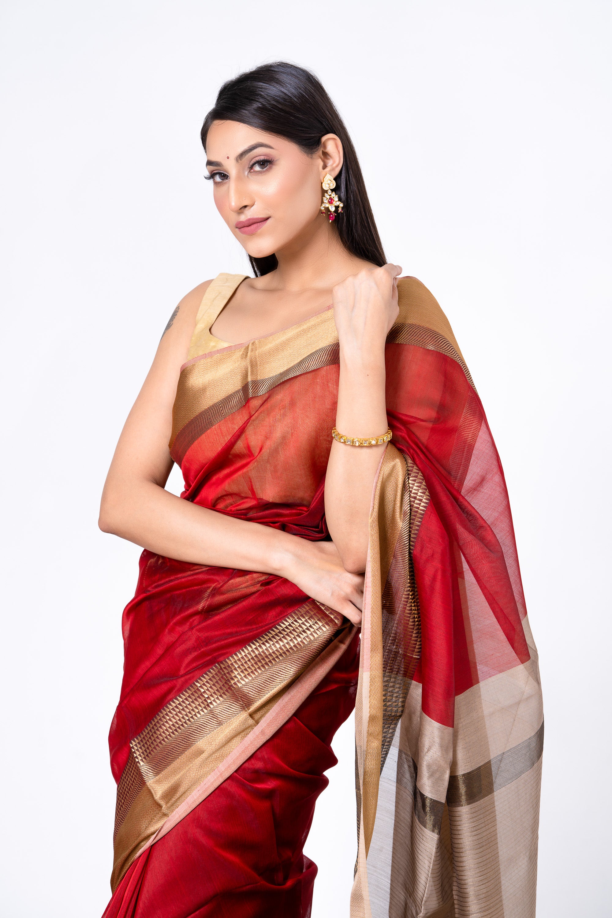 Resham Royalty Handwoven Maheshwari Saree