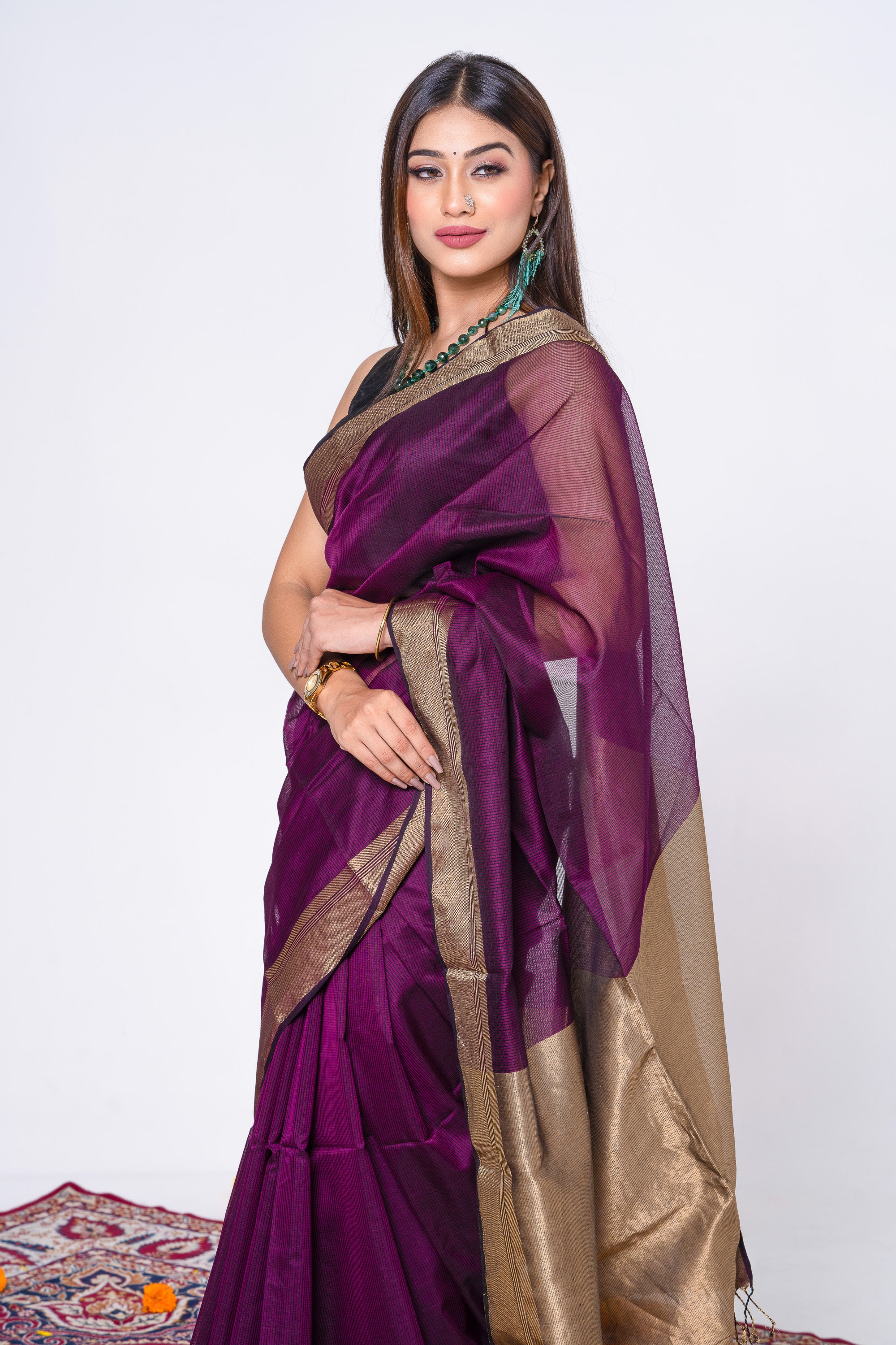 Magenta Gold Pallu Maheshwari Saree