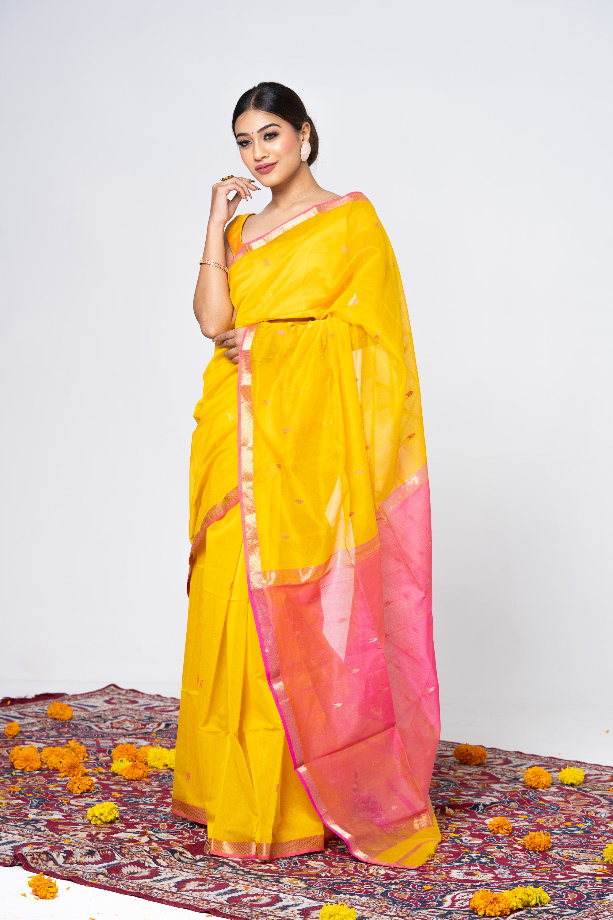 Lehar Border Basic Maheshwari Saree - Yellow Pink