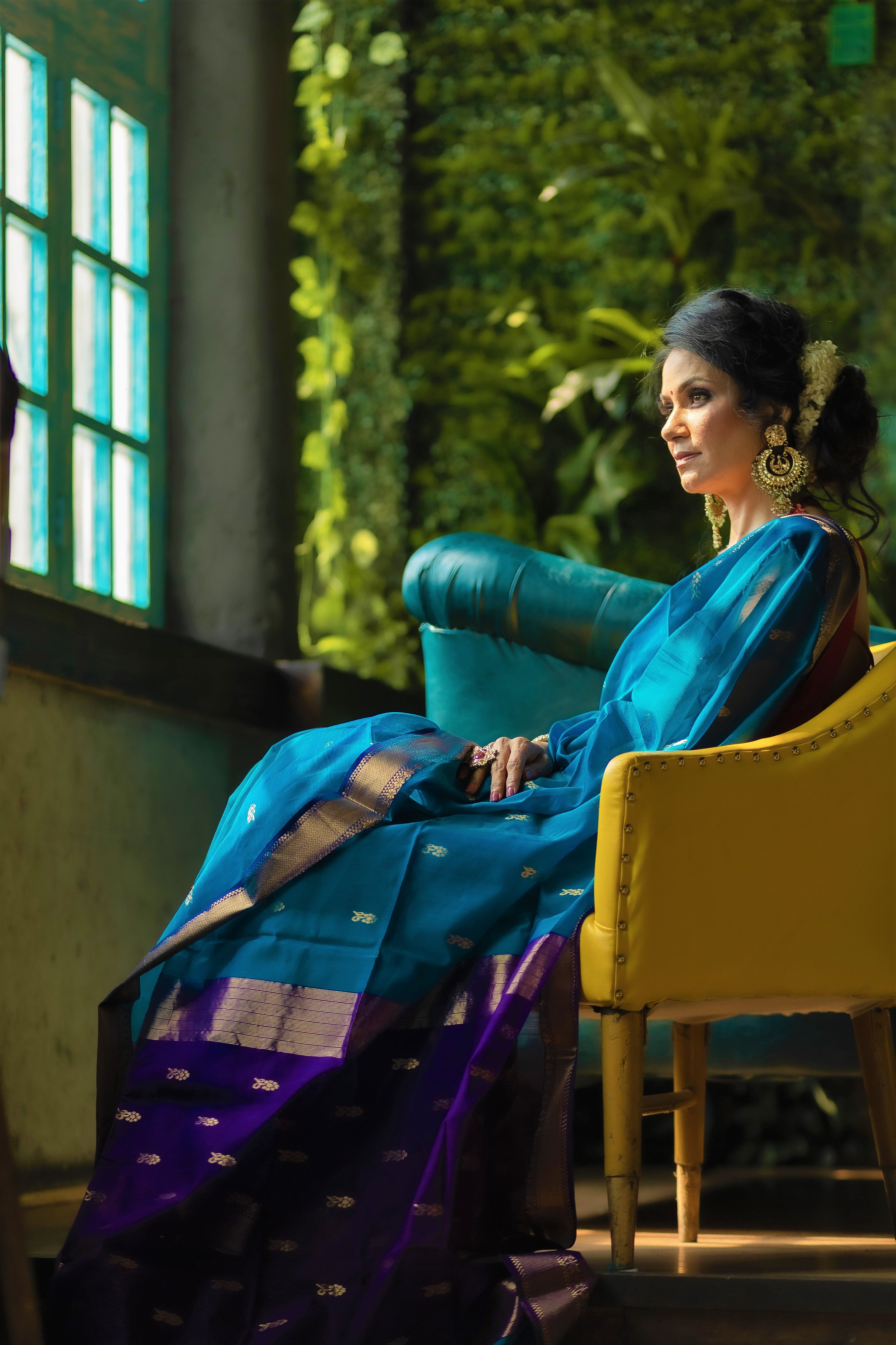 blue maheshwari saree with gold bordr and motifs