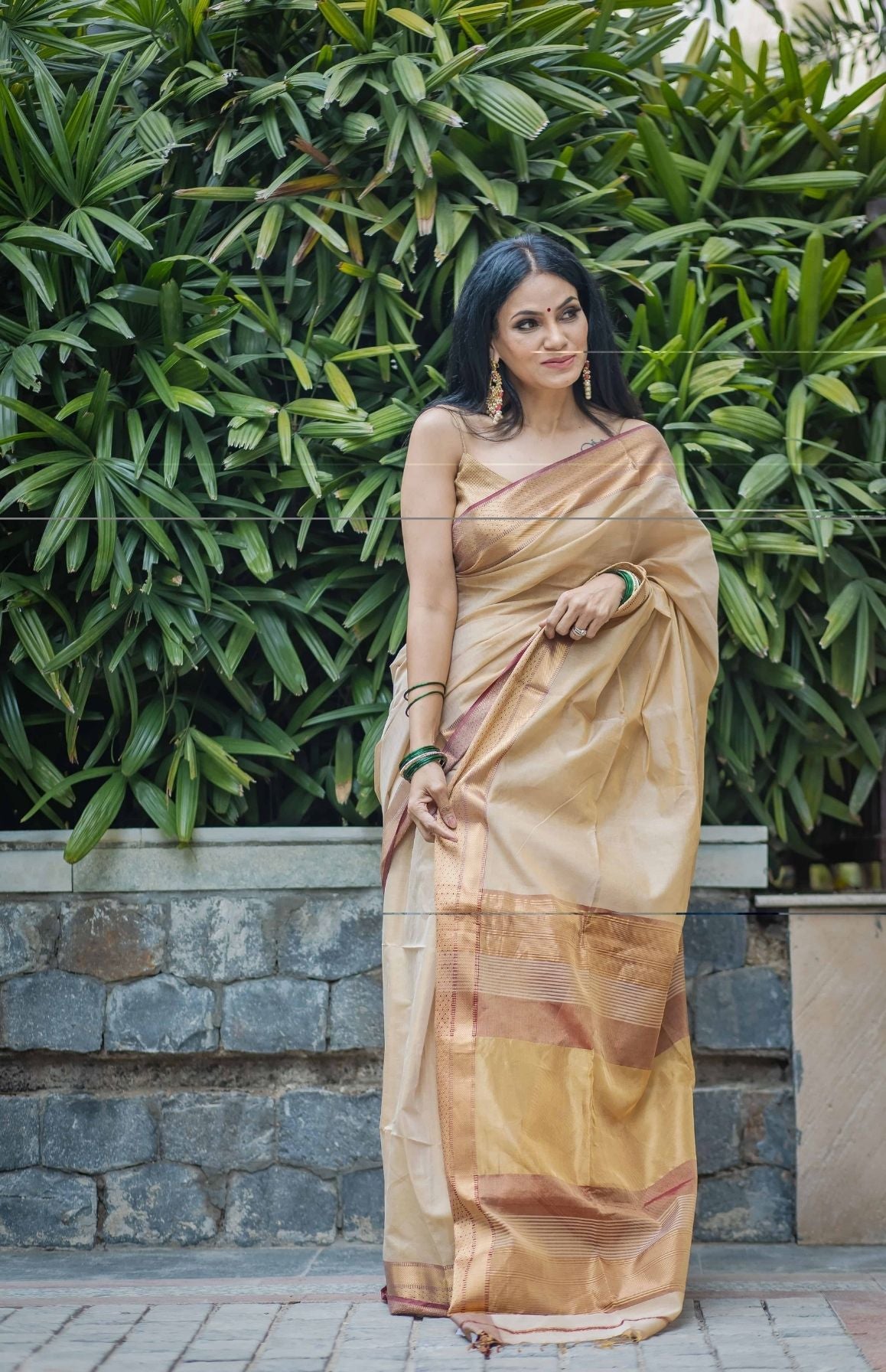 Light Golden Zari Weaving Tissue Silk Saree with kalamkari Print Blous –  Ethnos