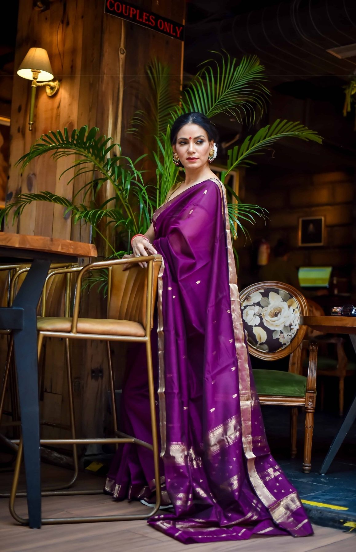 Purple Traditional Handwoven Maheshwari Saree